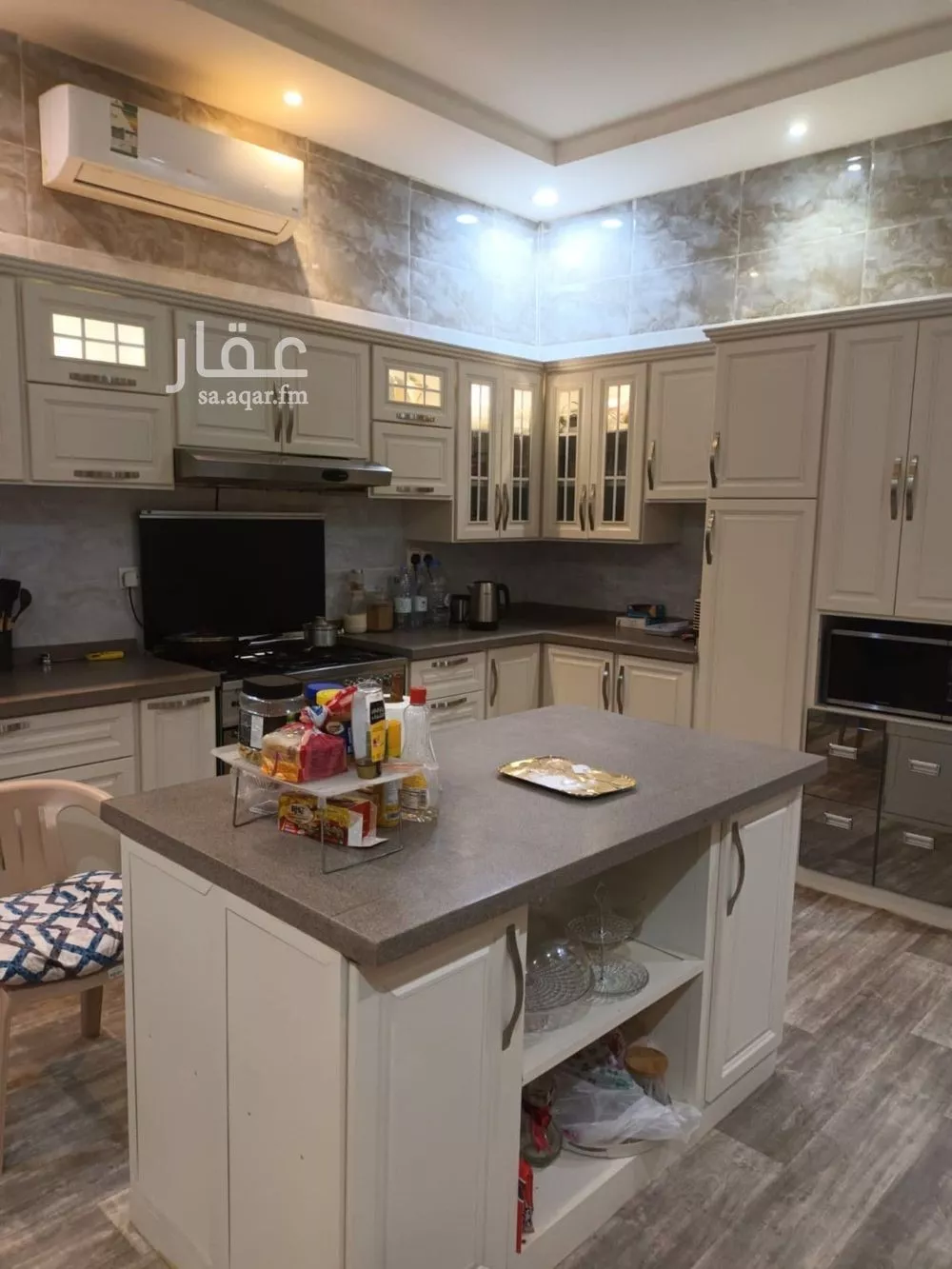 5 bedroom villa in Ash Sharq 13