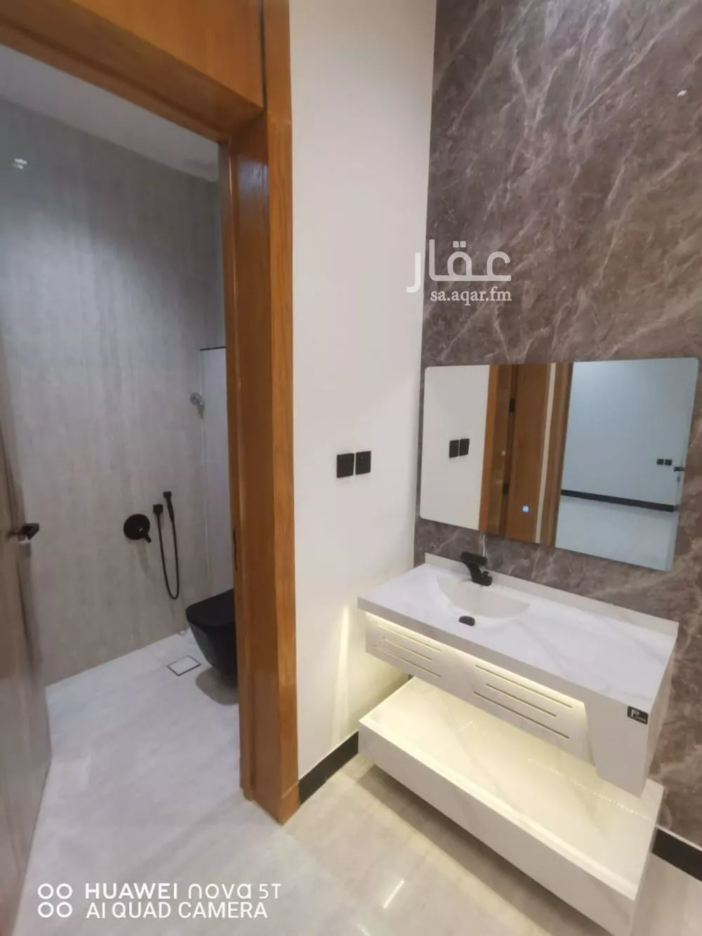 5 bedroom villa in Al Rimal 5