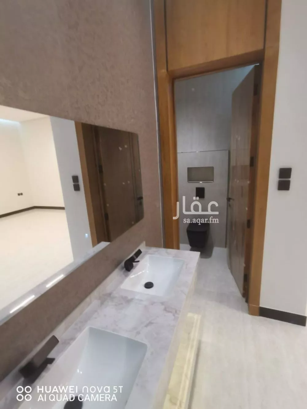 5 bedroom villa in Al Rimal 6