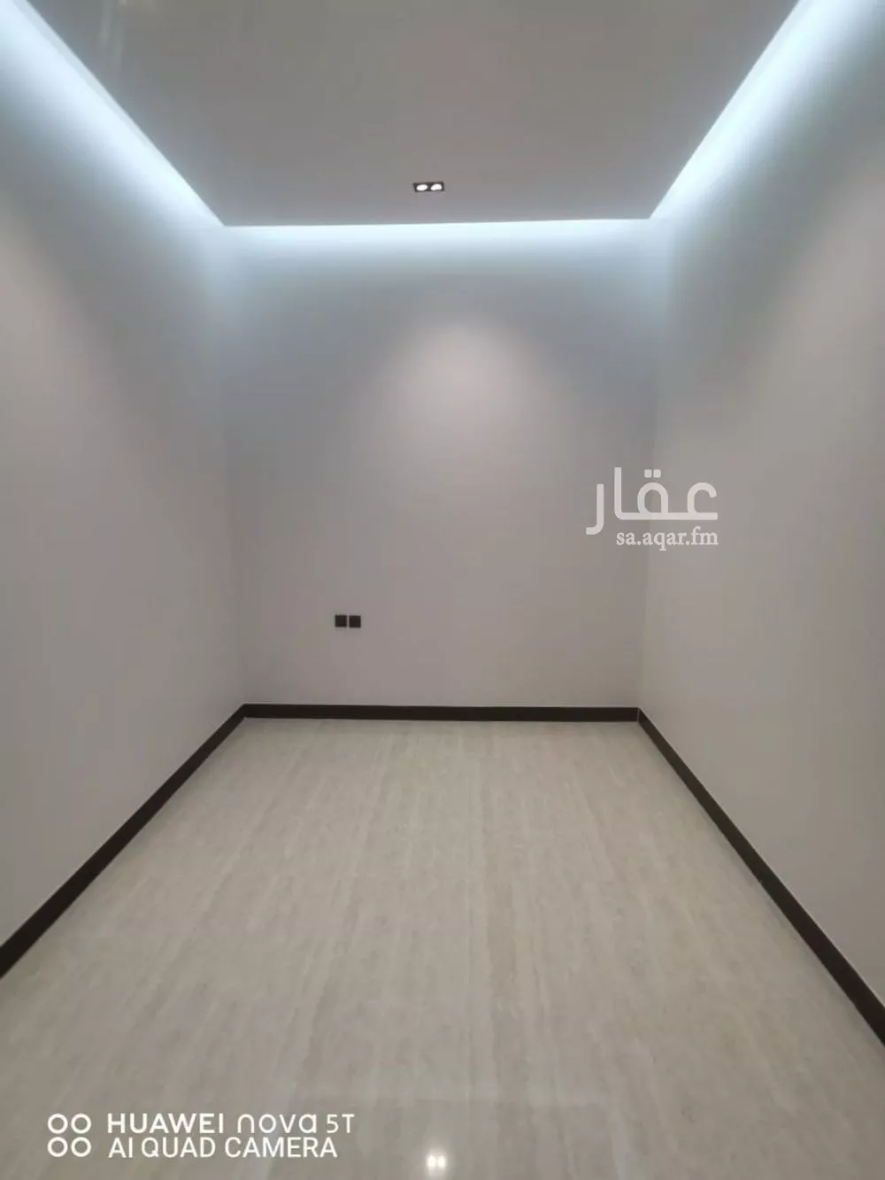 5 bedroom villa in Al Rimal 8