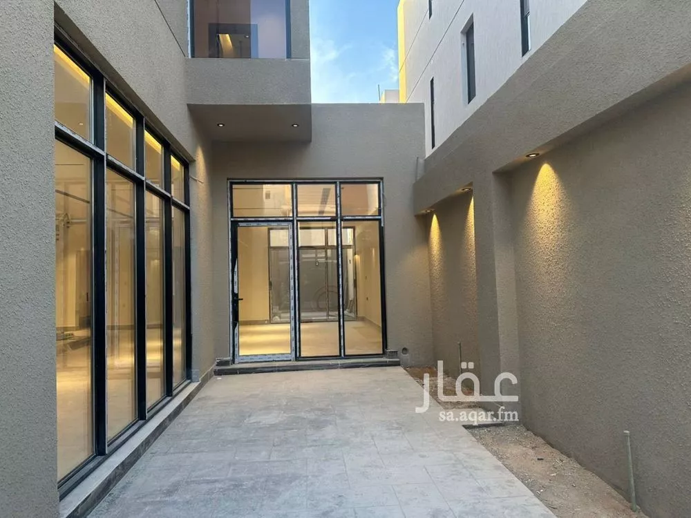 4 bedroom villa in Al Narjis 2
