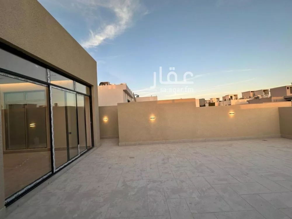 4 bedroom villa in Al Narjis 19