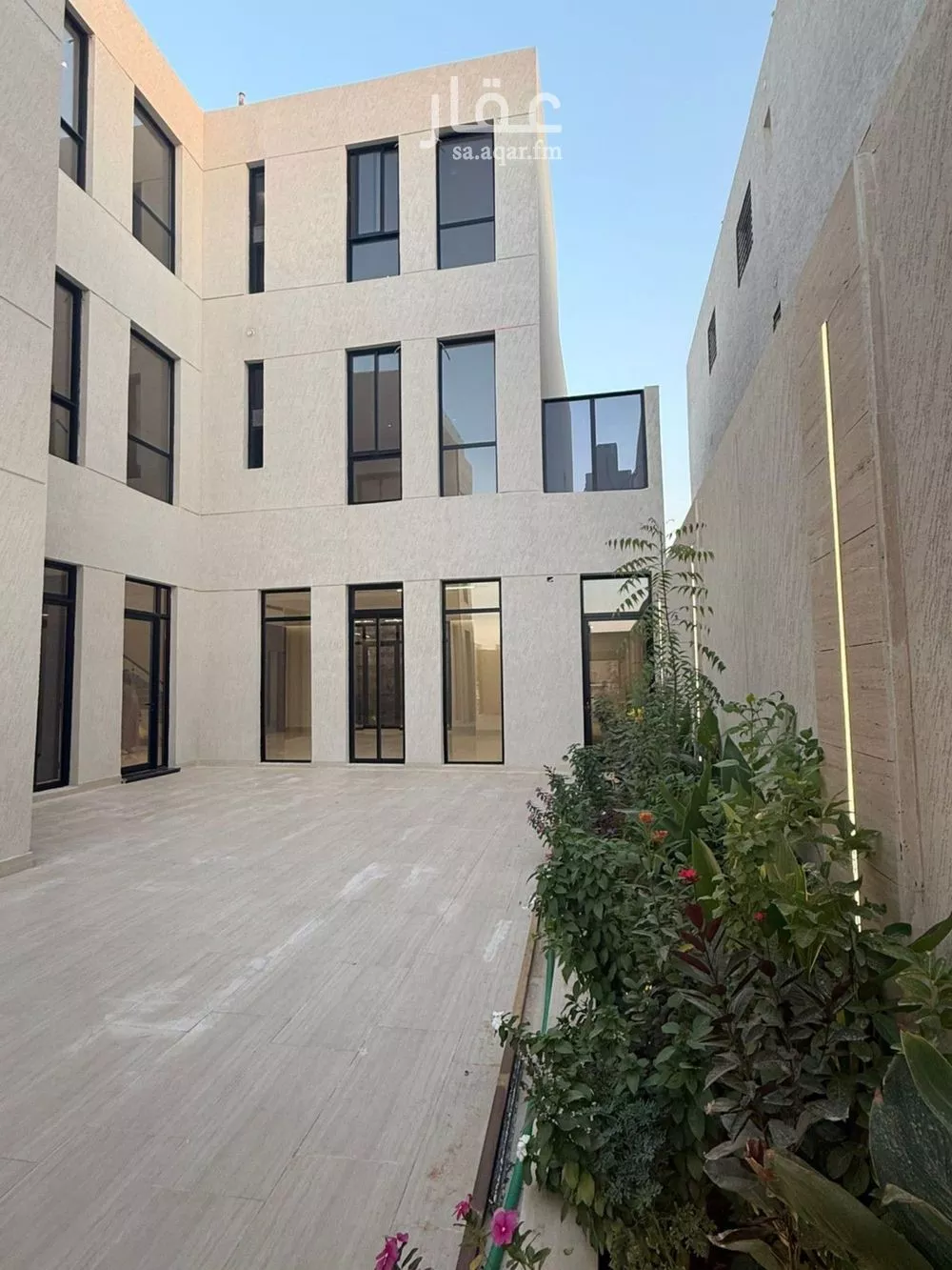 8 bedroom villa in Al Mahdiyyah 17