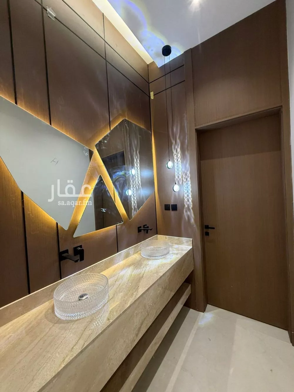 8 bedroom villa in Al Mahdiyyah 23