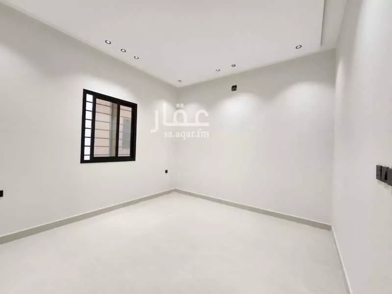 6 bedroom apartment in Al Janadriyah 11