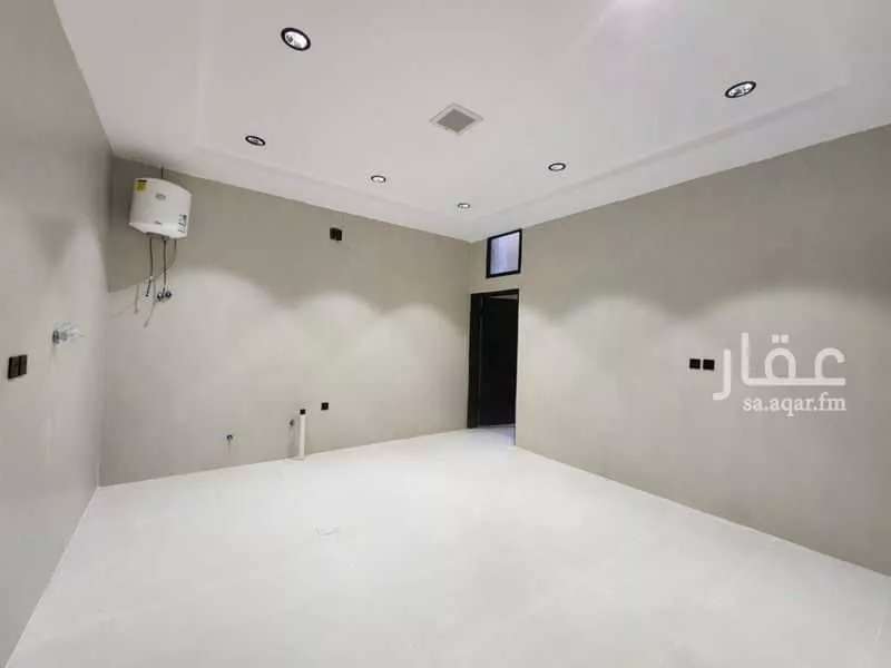 6 bedroom apartment in Al Janadriyah 8