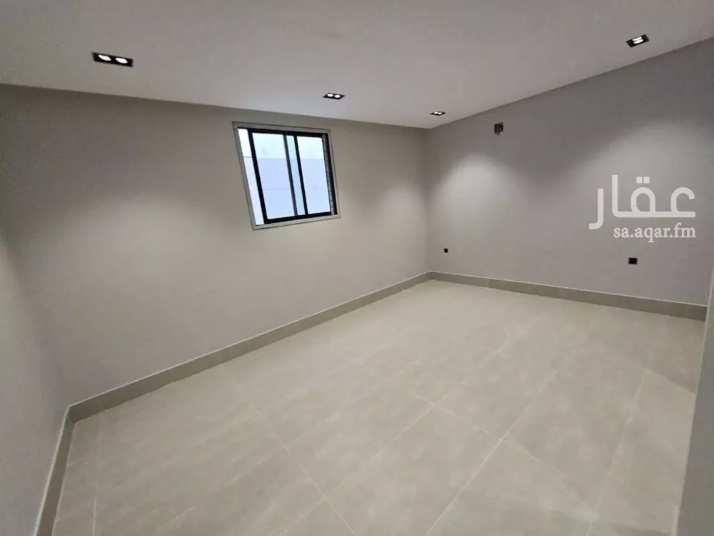 5 bedroom villa in Okaz 3