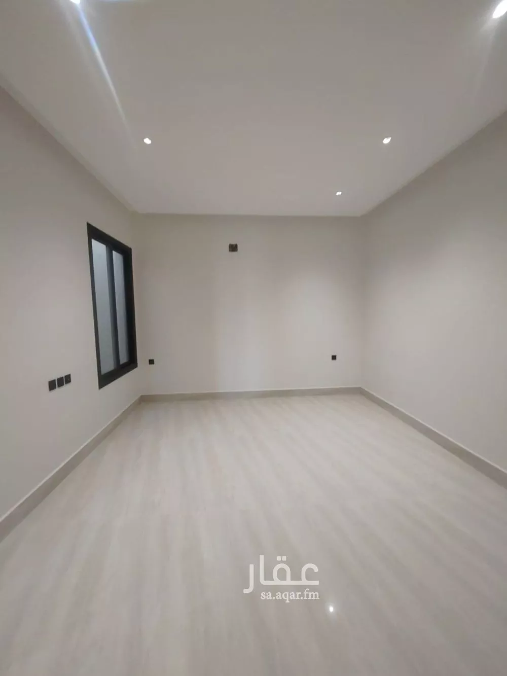 6 bedroom villa in Dirab 21