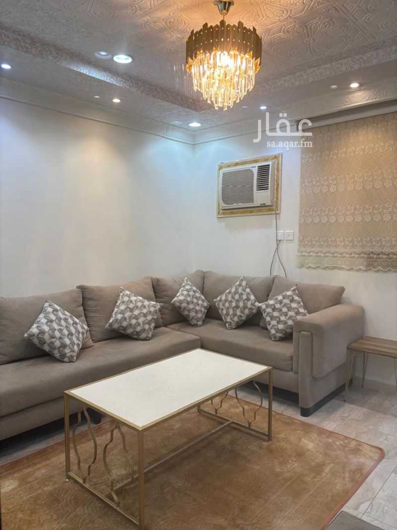 5 bedroom apartment in Al Salam, Madinah 6