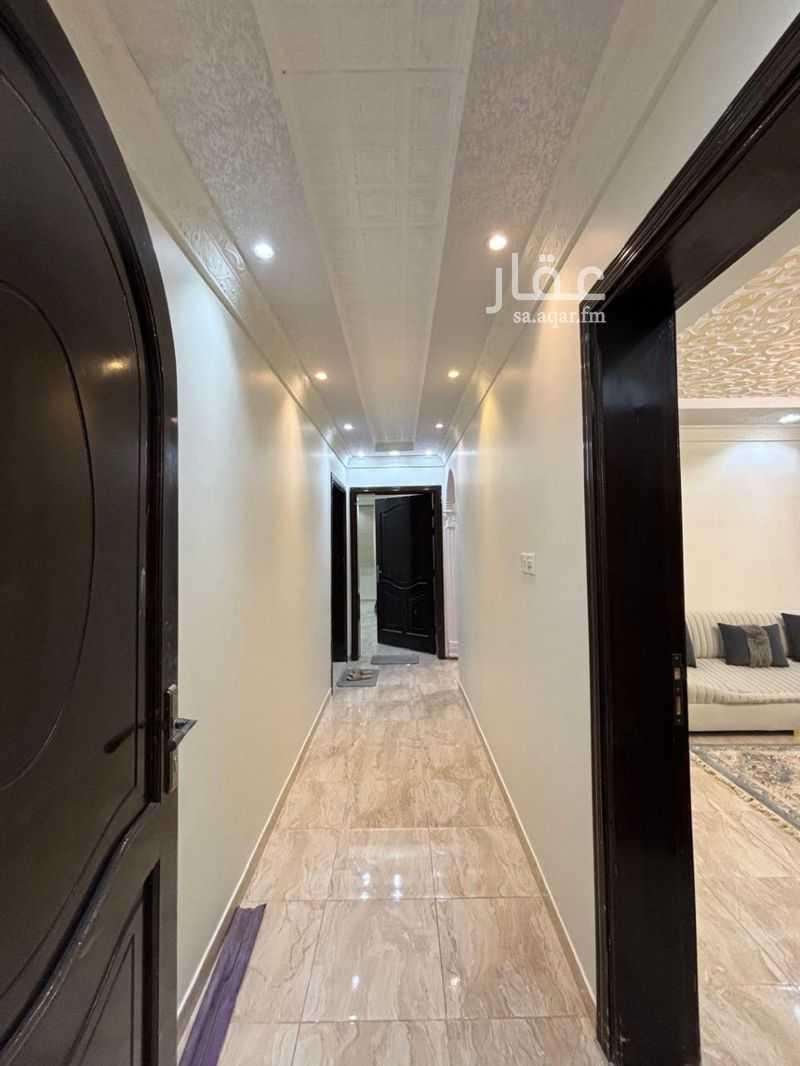 5 bedroom apartment in Al Salam, Madinah 3