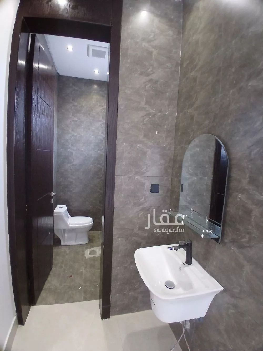 6 bedroom villa in Tuwaiq 9