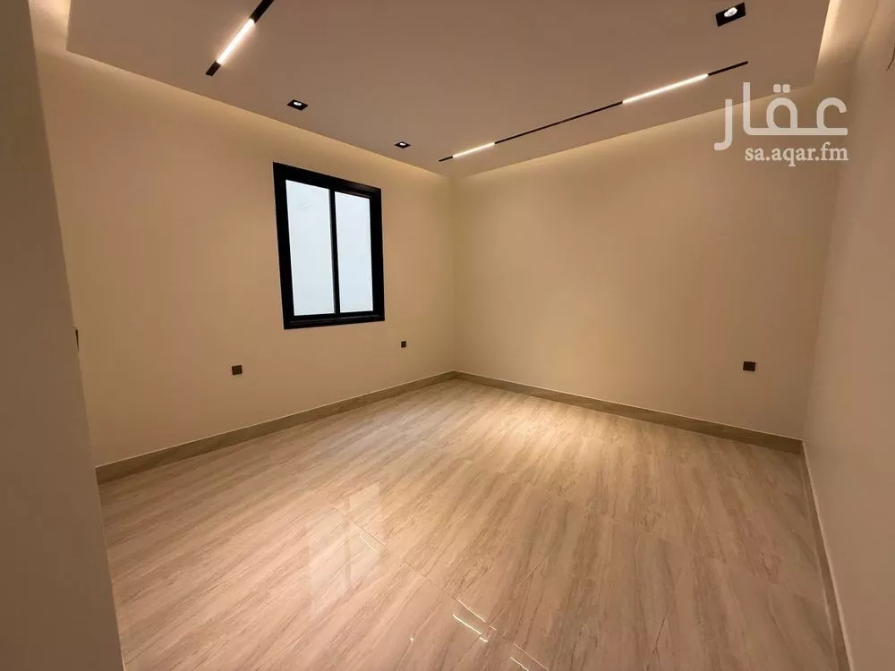 5 bedroom villa in Al Rimal 2