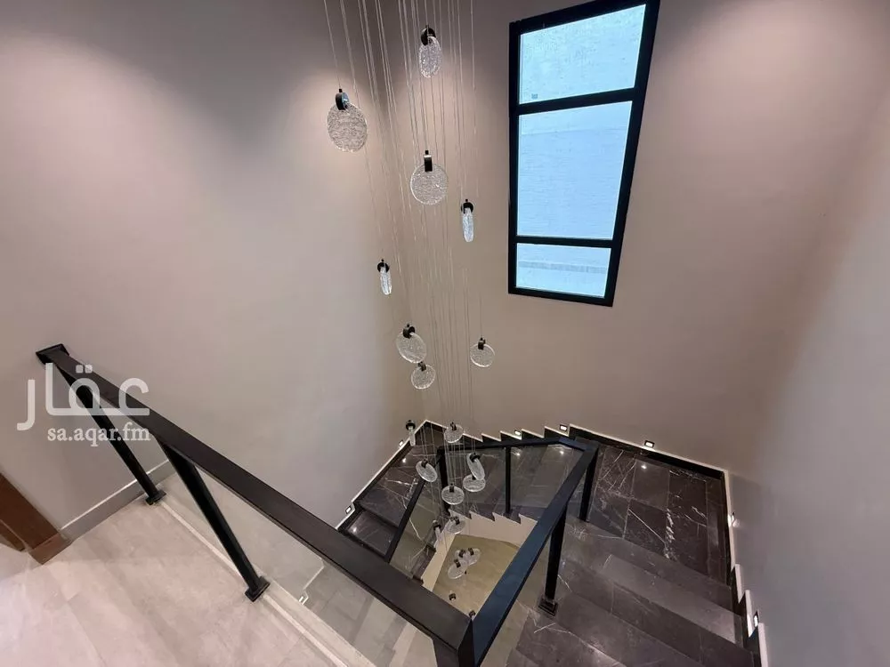 5 bedroom villa in Al Rimal 6