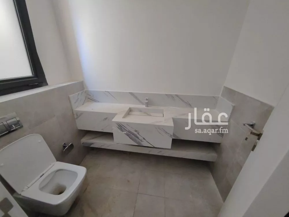 8 bedroom villa in Al Rimal 11