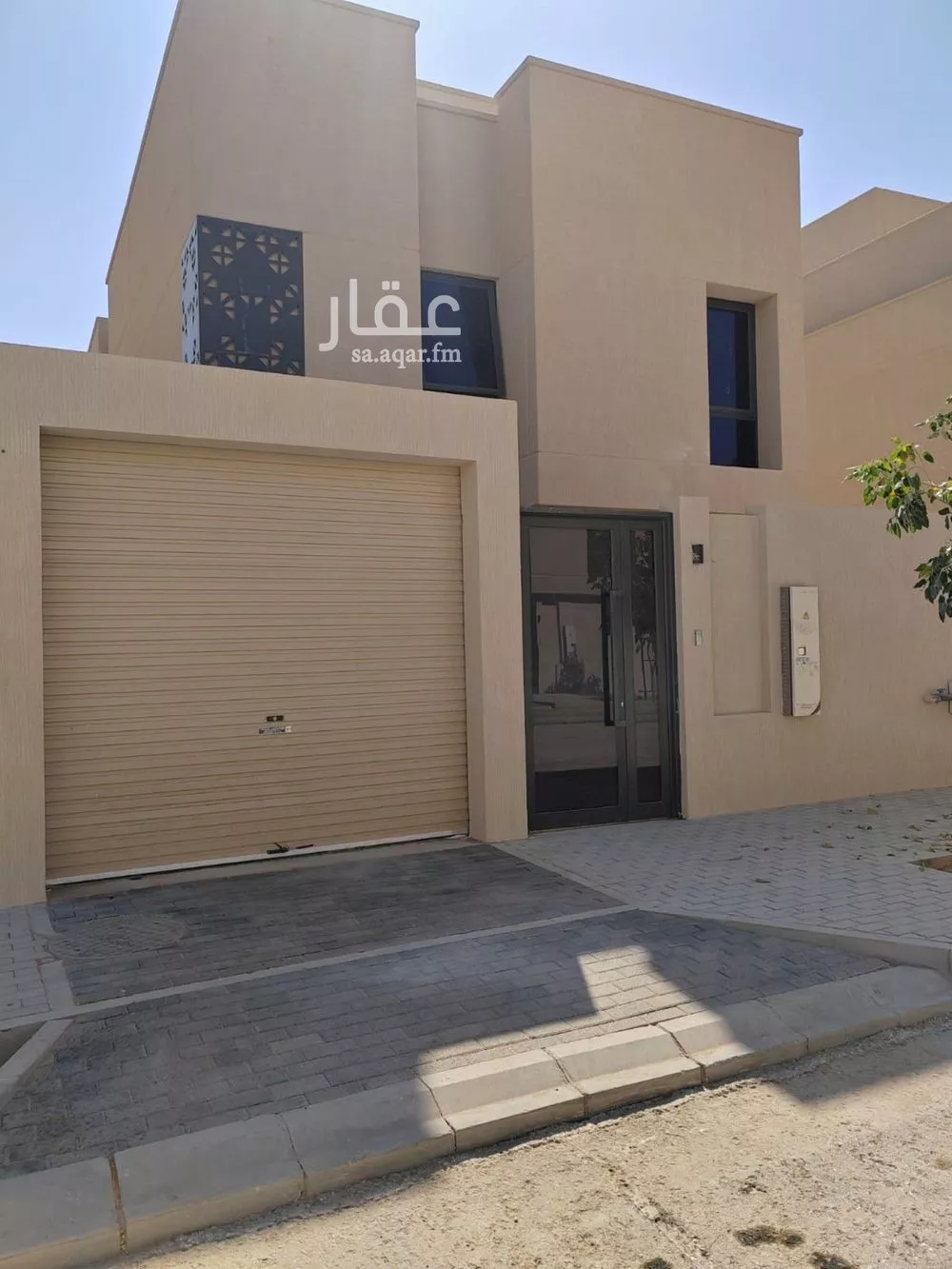 8 bedroom villa in Al Rimal 6