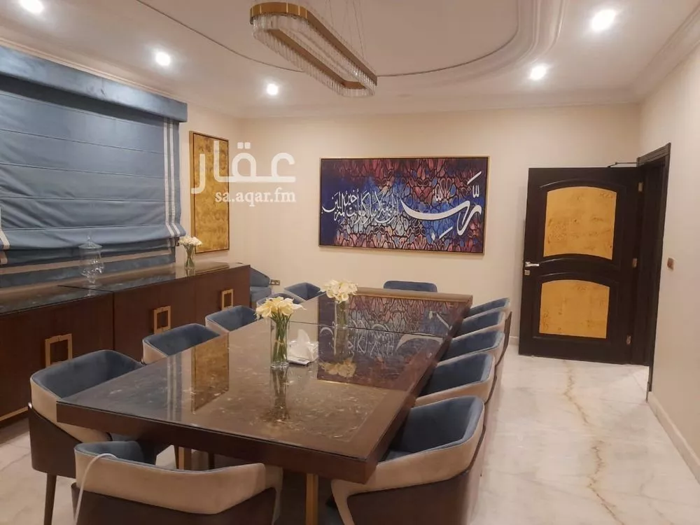 5 bedroom villa in Al Nakheel 11