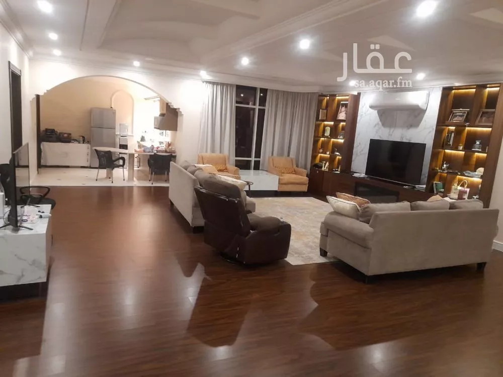 5 bedroom villa in Al Nakheel 29
