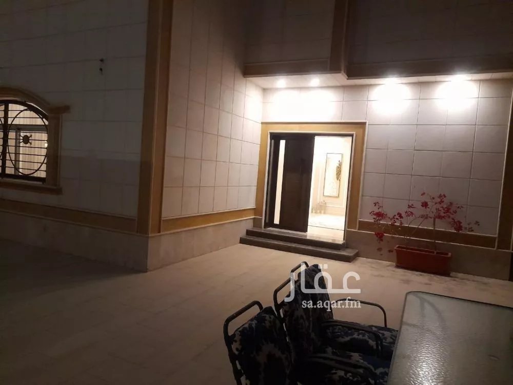 5 bedroom villa in Al Nakheel 5