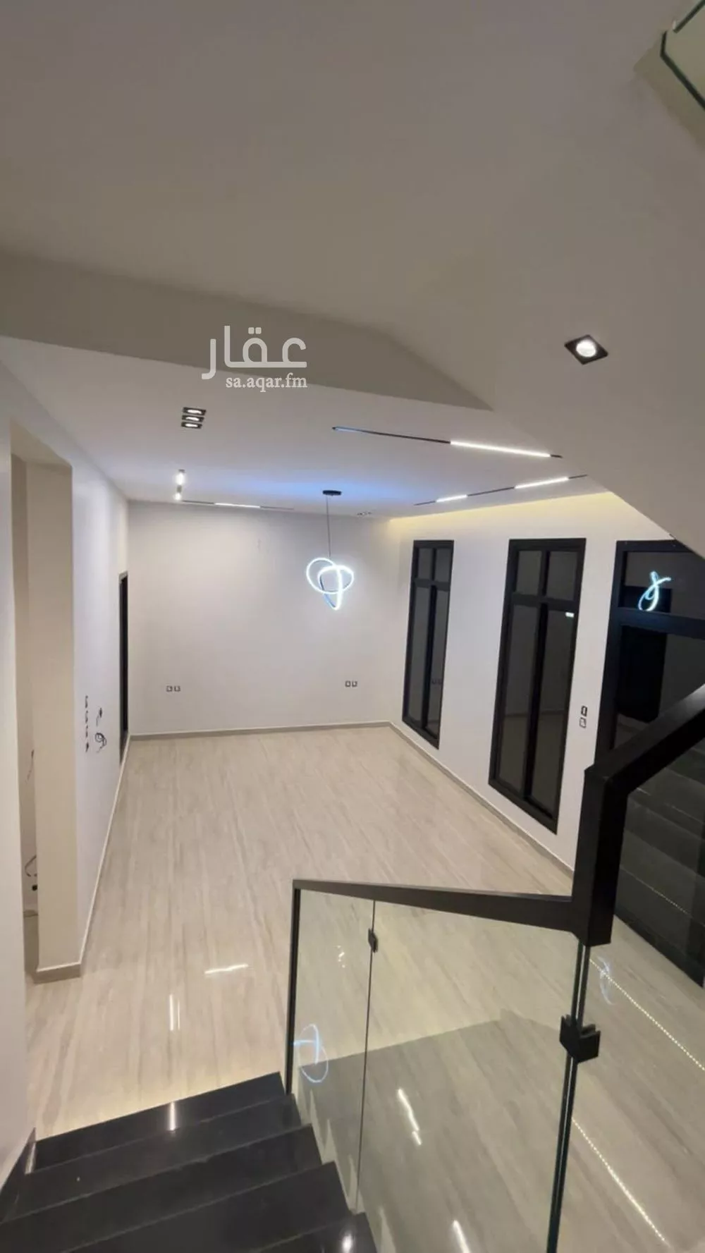 فيلا 9 غرف في الرمال 3