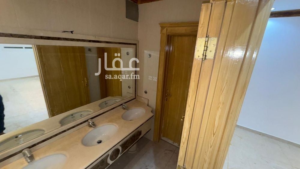 فيلا 4 غرف في العريجاء الغربية، الرياض 3