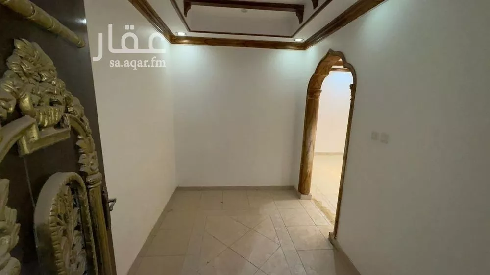 4 bedroom villa in Al Uraija Al Gharbiyah 10