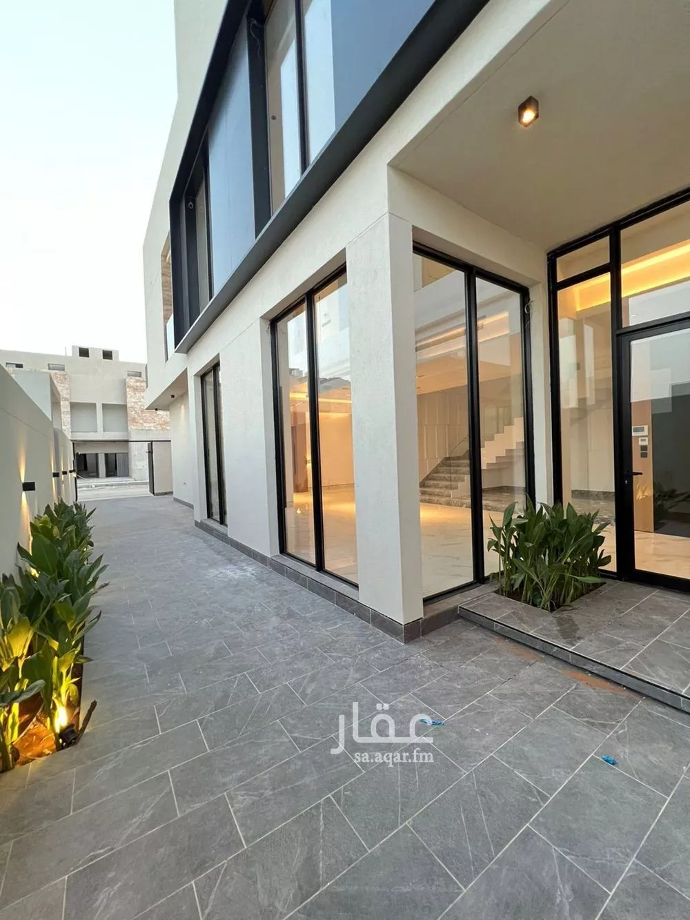 5 bedroom villa in Al Narjis 3