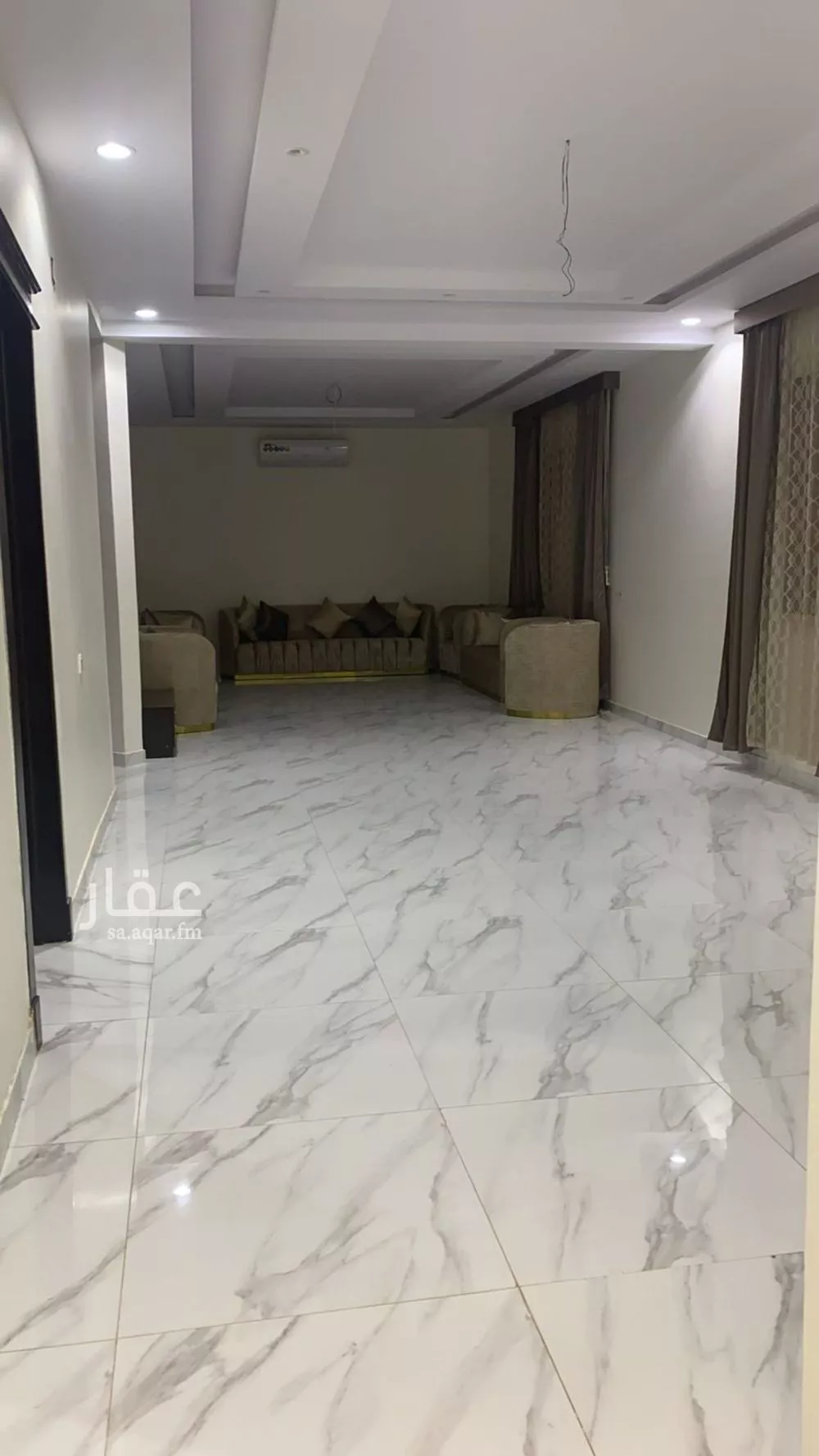 5 bedroom villa in Al Maizilah 2