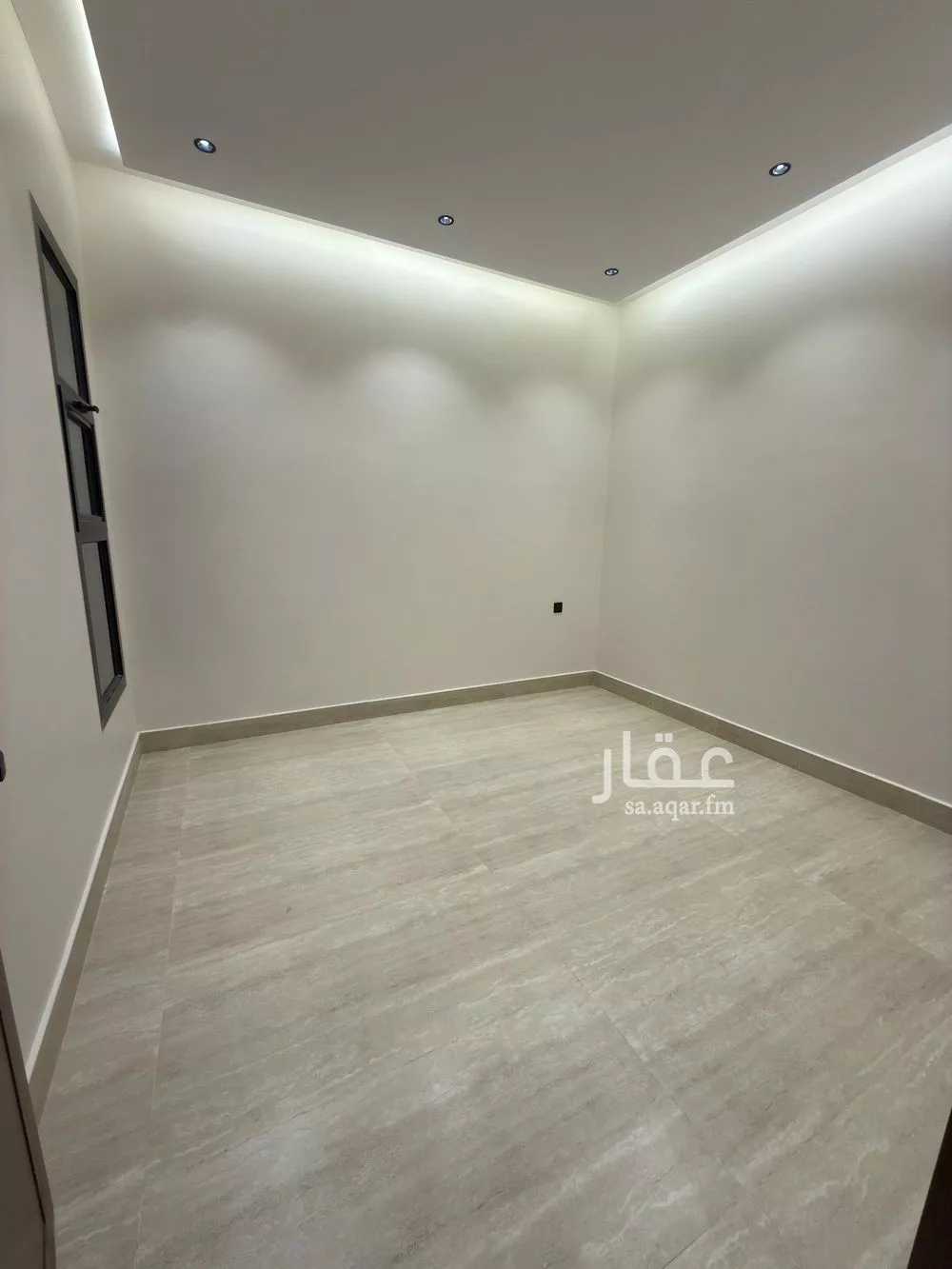فيلا 4 غرف في بدر 15