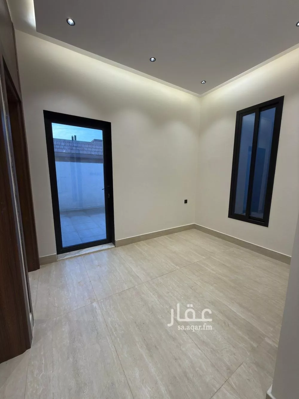 فيلا 4 غرف في بدر 17