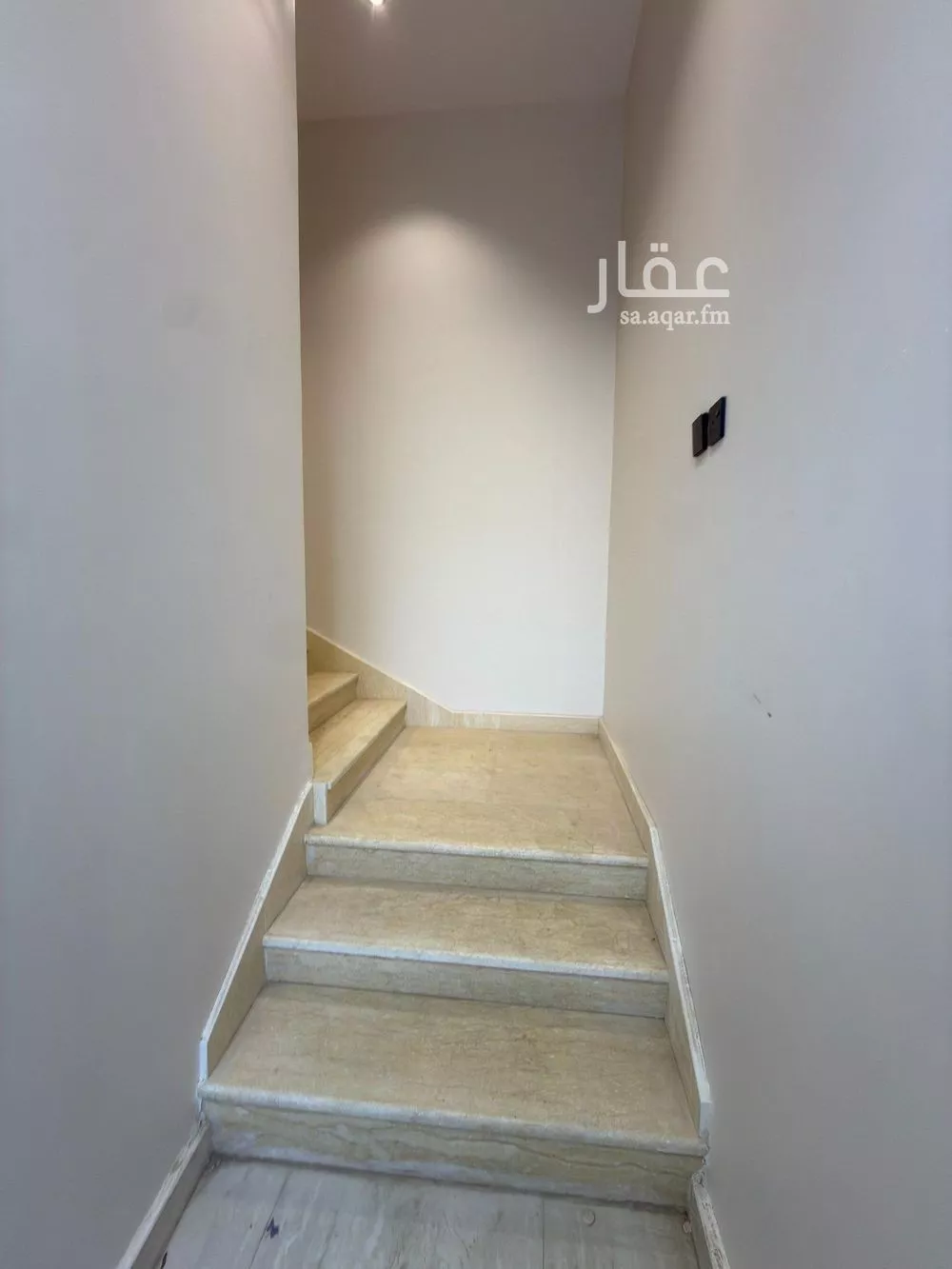 فيلا 4 غرف في بدر 25