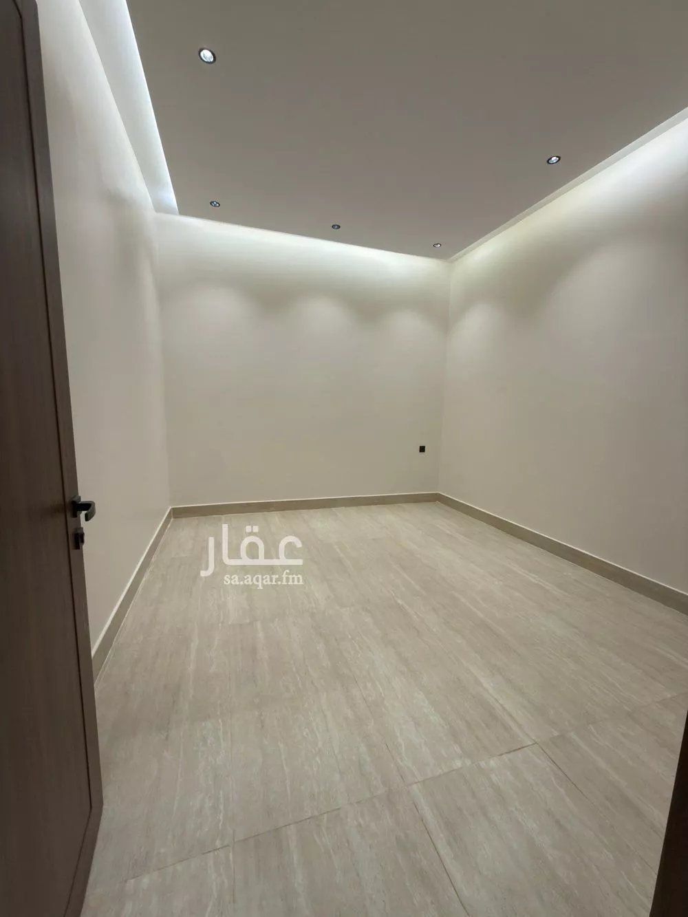 فيلا 4 غرف في بدر 6