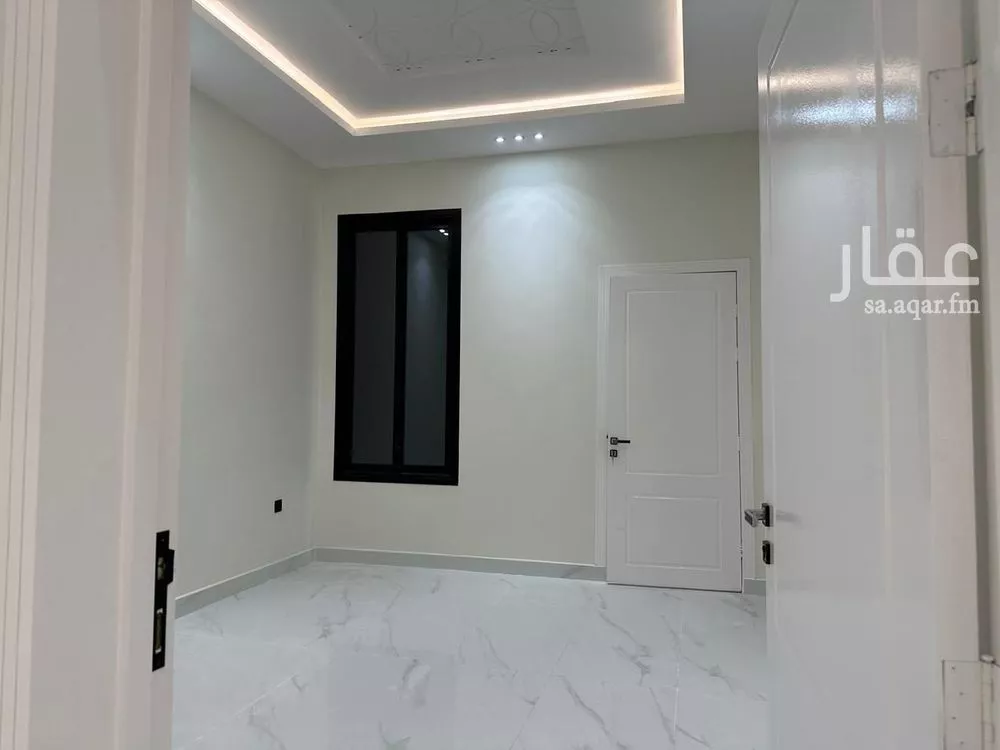 فيلا 5 غرف في الجنادرية 2