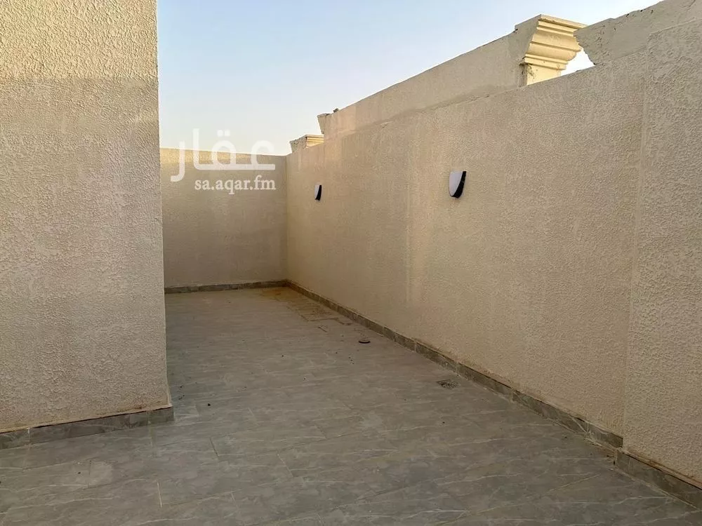 فيلا 5 غرف في الجنادرية 15