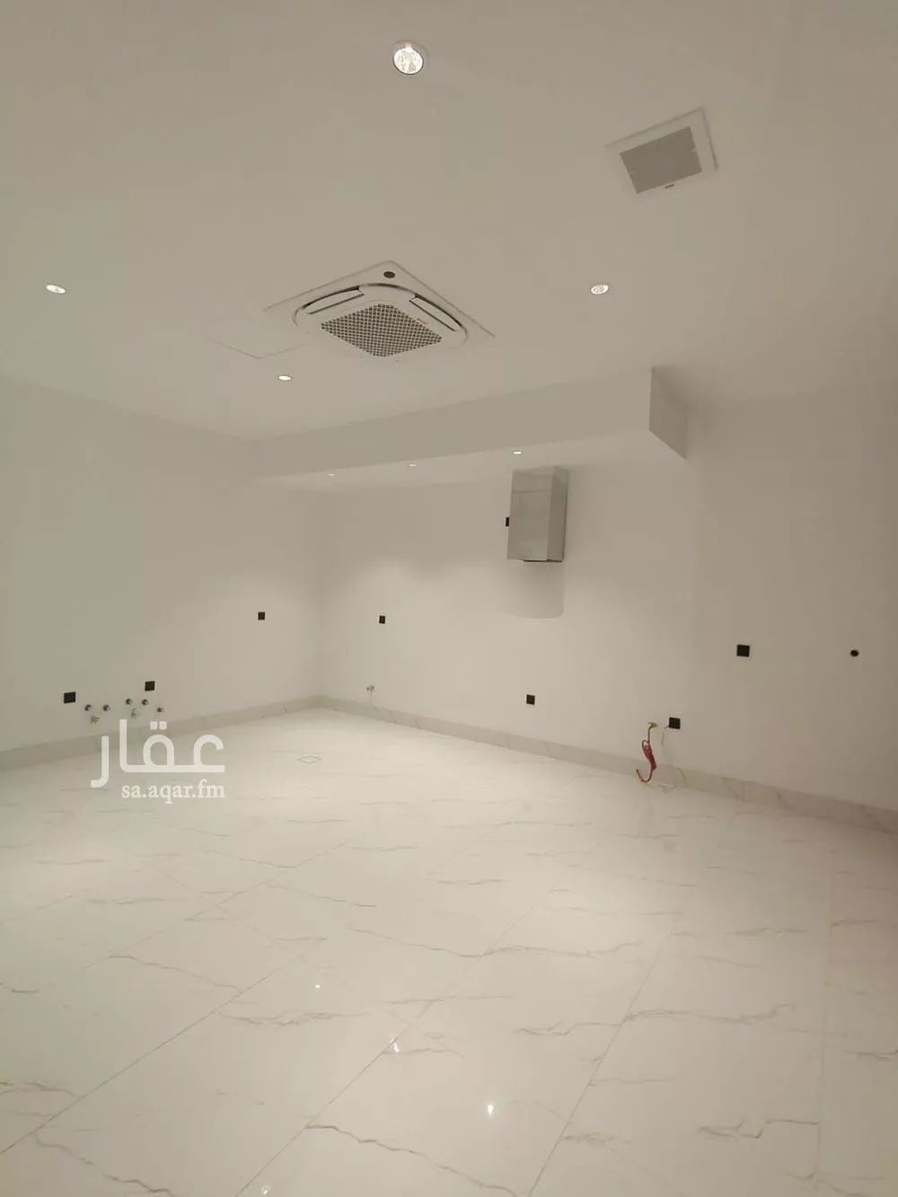 فيلا 6 غرف في النرجس 8