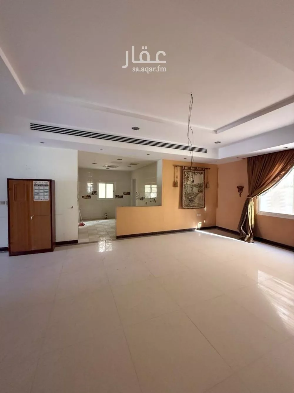 8 bedroom villa in Al Sahafah 14