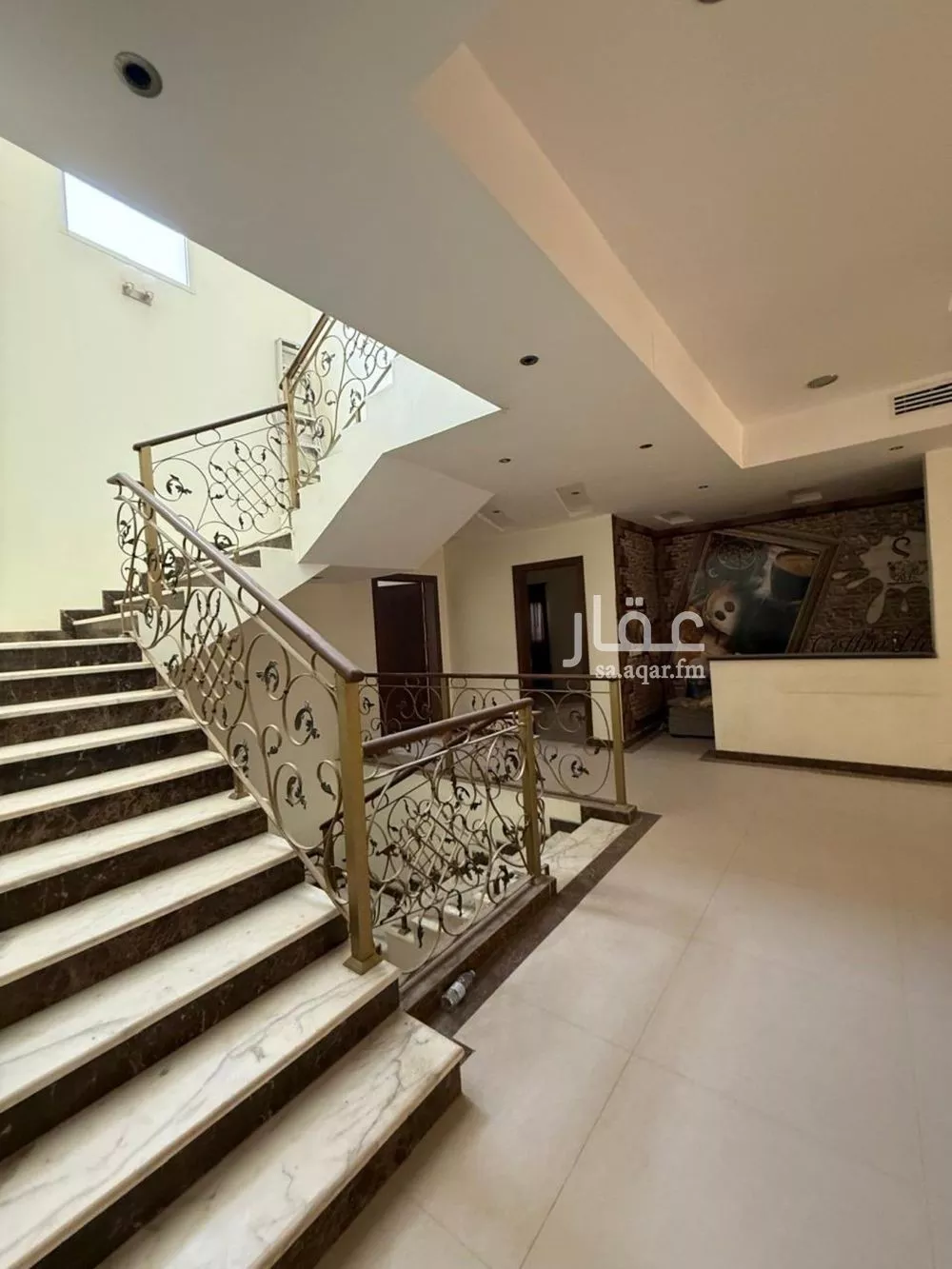 8 bedroom villa in Al Sahafah 17