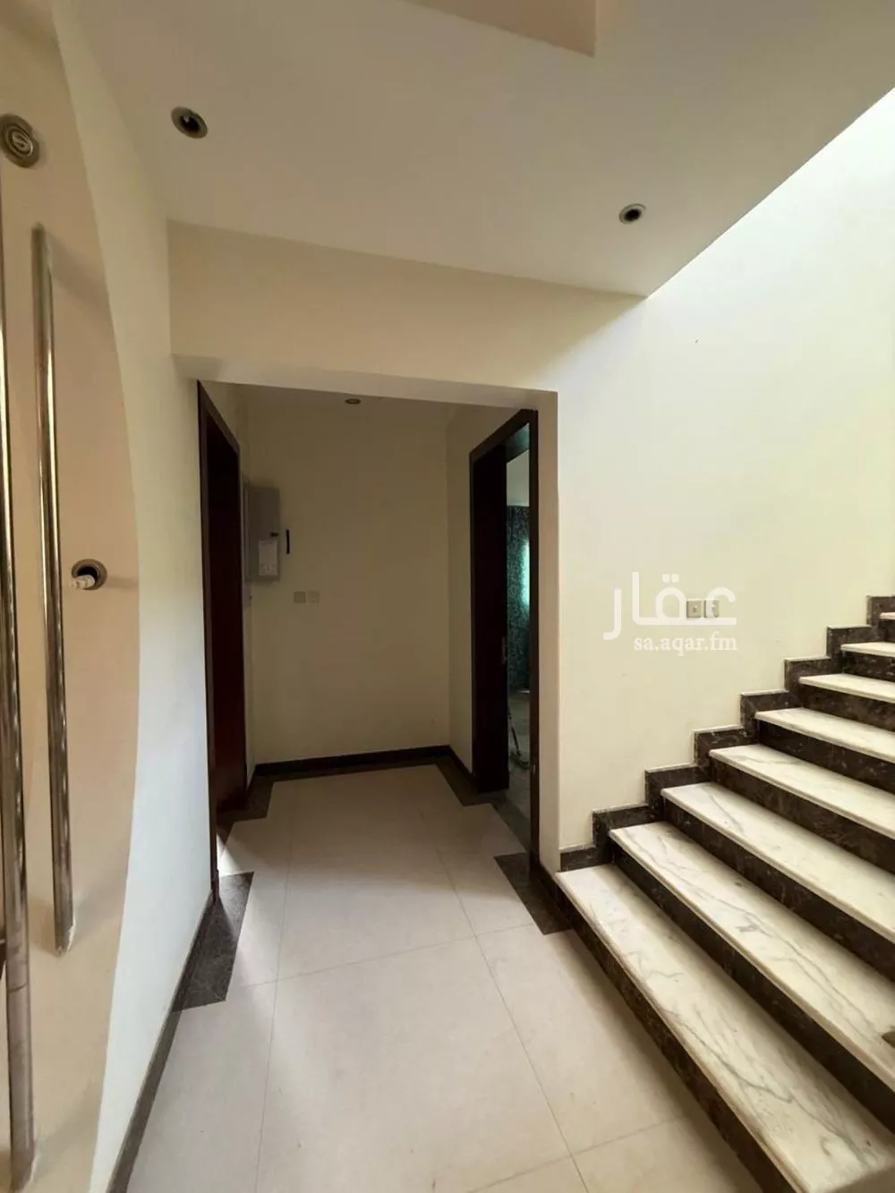 8 bedroom villa in Al Sahafah 5