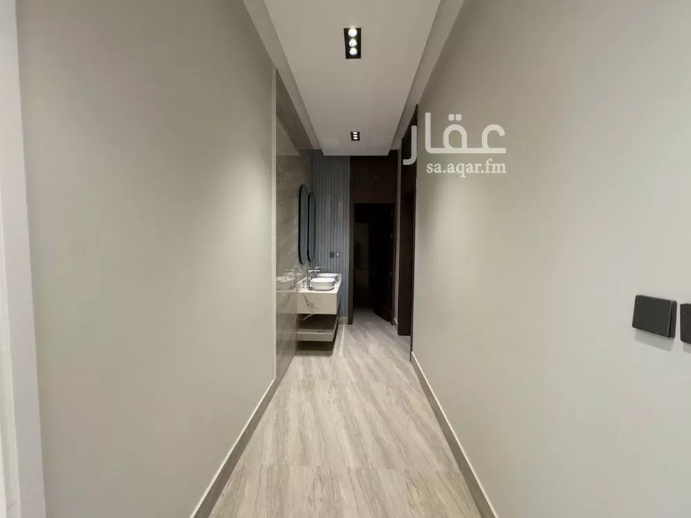5 bedroom villa in Al Rimal 11