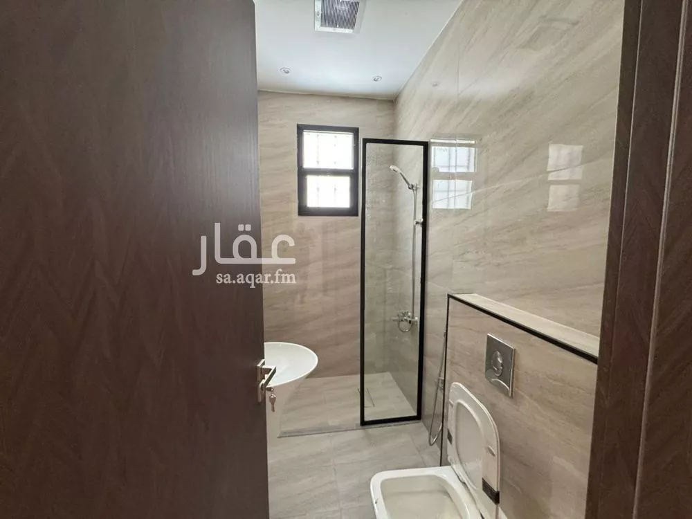 5 bedroom villa in Al Rimal 25