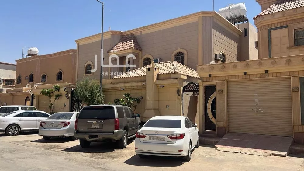 فيلا 7 غرف في الخليج 4