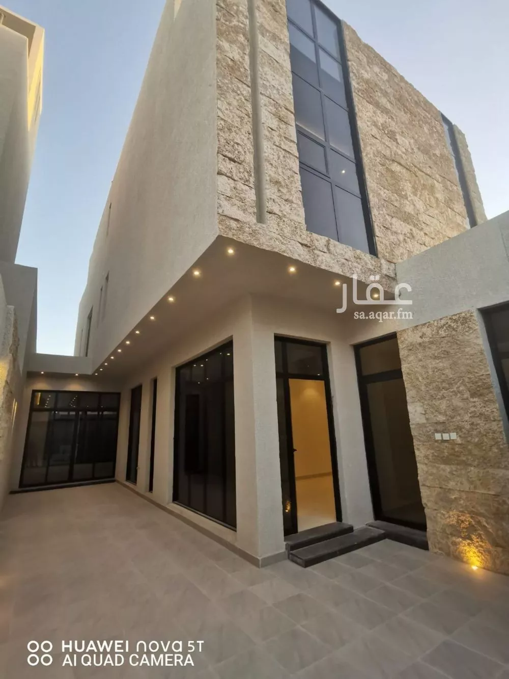 4 bedroom villa in Al Rimal 11