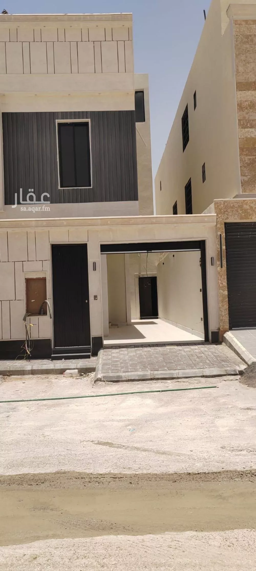 فيلا 5 غرف في الجنادرية 3
