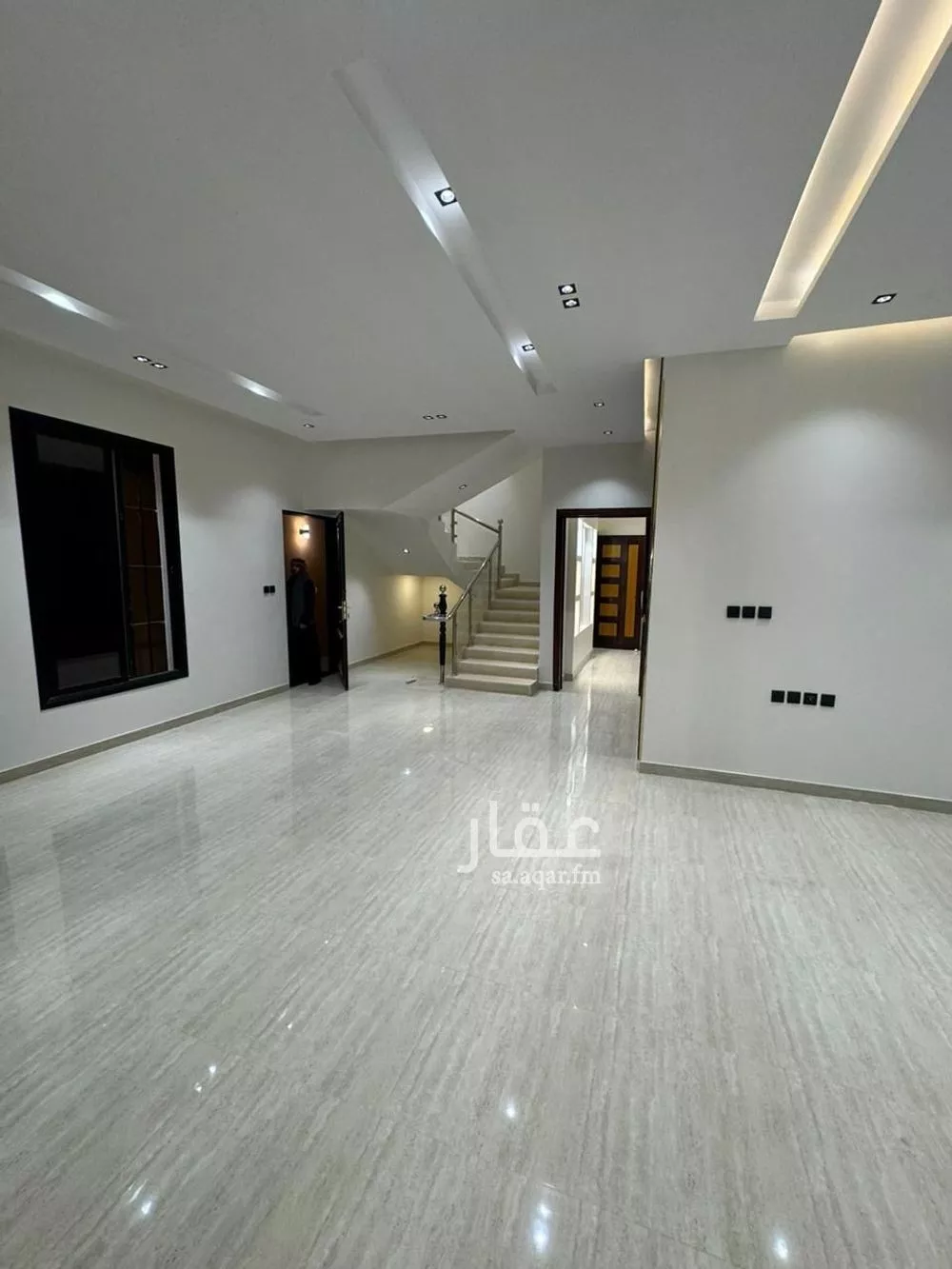 8 bedroom villa in Al Rimal 6