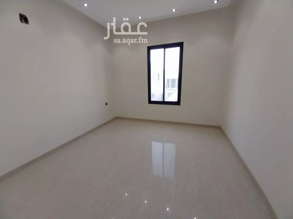 4 bedroom villa in Tuwaiq, Riyadh 10