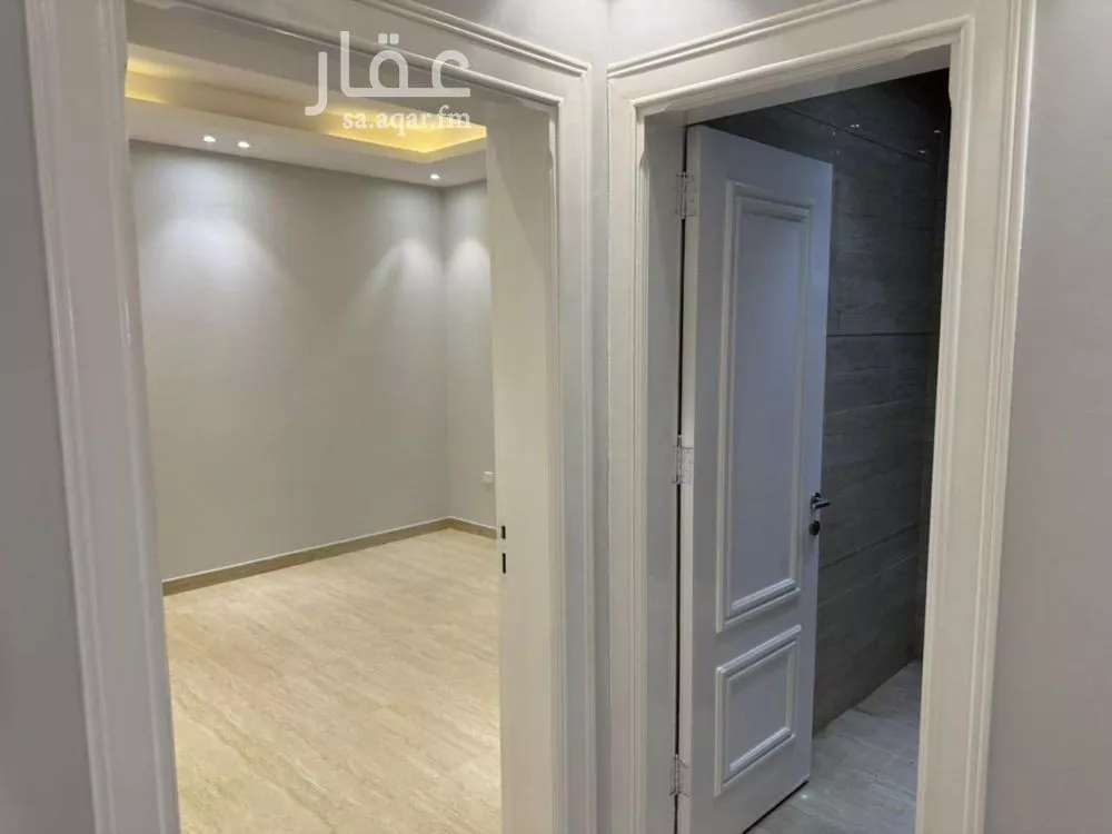 3 bedroom apartment in Al Malqa 4