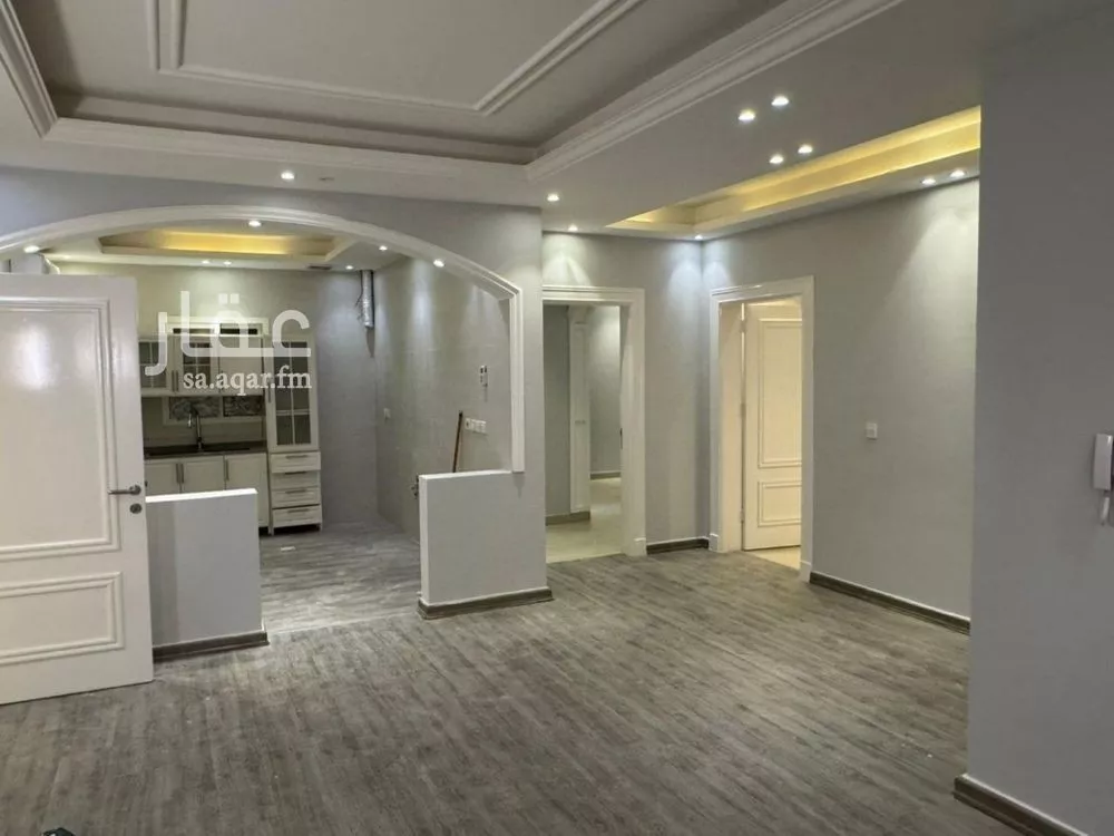 3 bedroom apartment in Al Malqa 8