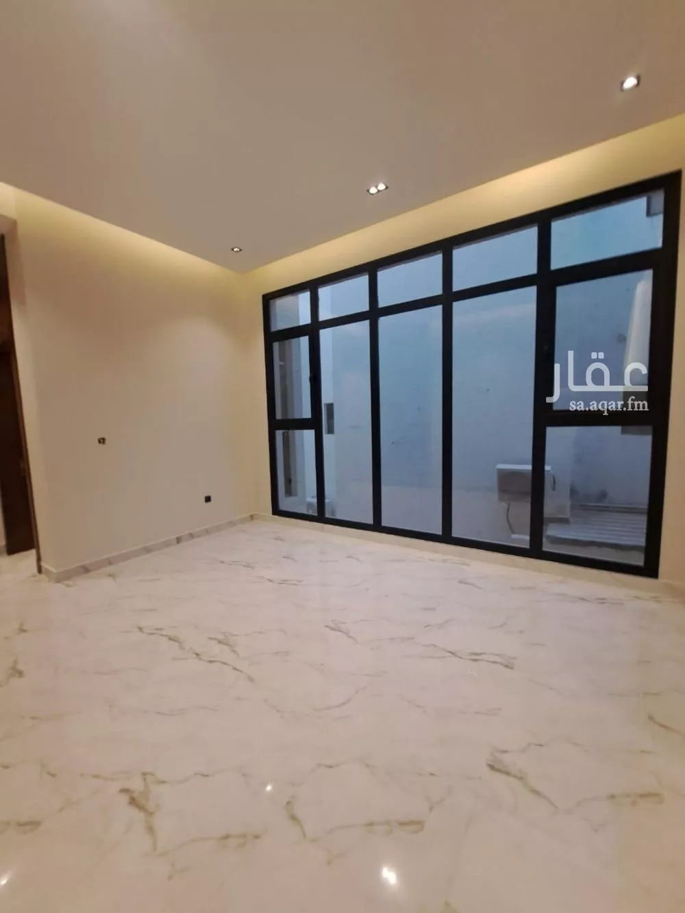 5 bedroom villa in Al Narjis 18