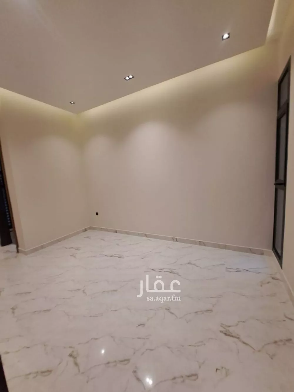 5 bedroom villa in Al Narjis 10