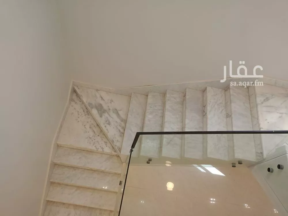4 bedroom villa in Ash Sharq 15