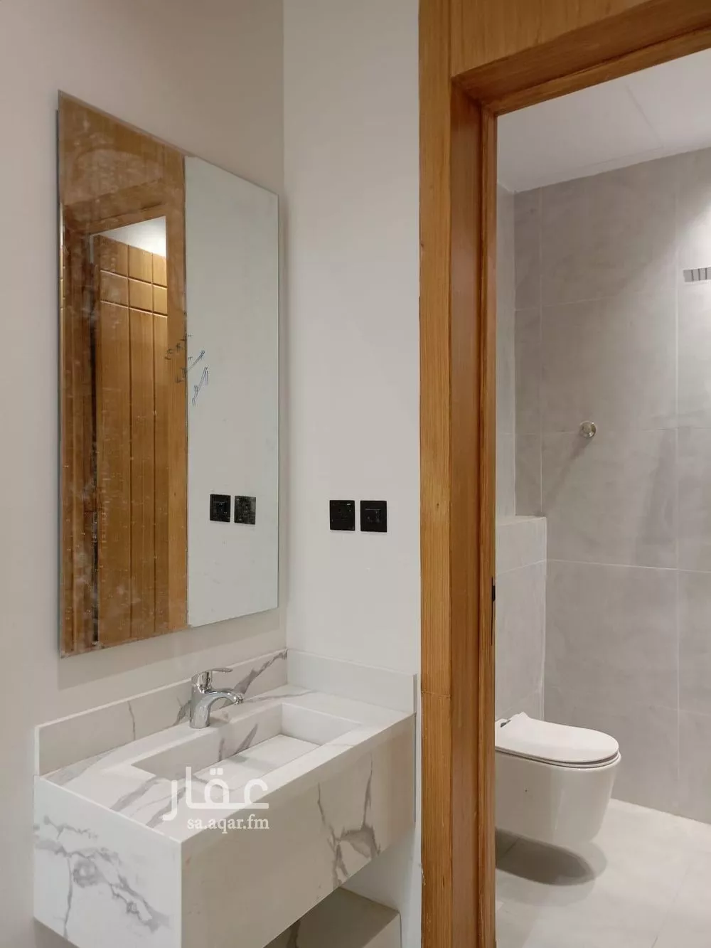 4 bedroom villa in Ash Sharq 20